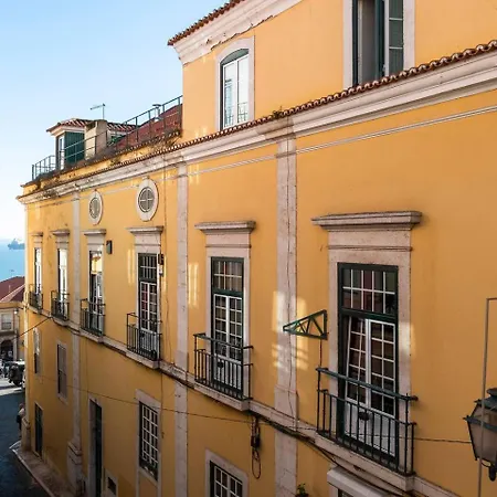 Guestready - Amazing Alfama Family Near National Pantheon! Apartment